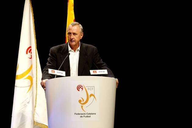 New Seleccion Catalunya head coach Johan Cruyff during the Press conference in Barcelona.  (2009111015585493)