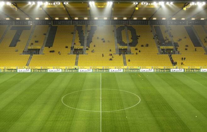 Fußball, Stadiongeschichte Alemannia Aachen Neuer Tivoli in Aachen, Heimspielstätte von Alemannia Aachen o0 Totale Stadion Leere
