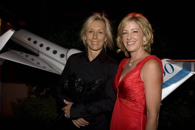 CHRIS EVERT (R) and MARTINA NAVRATILOVA (USA) - ZUMAmu3