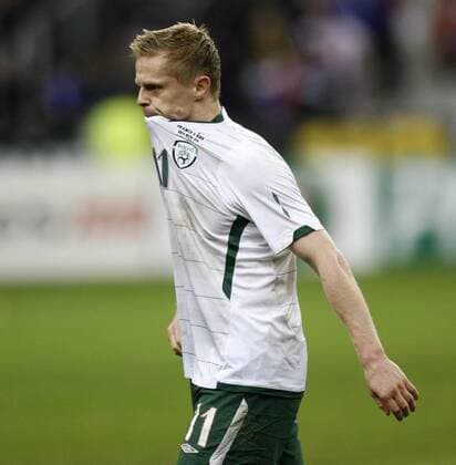 Irland s Damian Duff looks on dejected after the ending whistle - Frankreich - Irland - EDITORIAL USE ONLY. No use with unauthorised audio, video, data, fixture lists, club league logos or live services. Online in-match use limited to 120 images, no video emulation. No use in betting, games or single club league player publications. o0 Enttäuschung