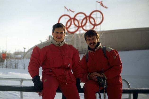 Georg Hackl (li.) und Johannes Schettel (beide BR Deutschland) Rennrodeln OS Winter Herren Olympische Winterspiele Calgary 1988, Spiele, Rodeln, Rennschlitten, Rennschlittensport Gruppe Calgary