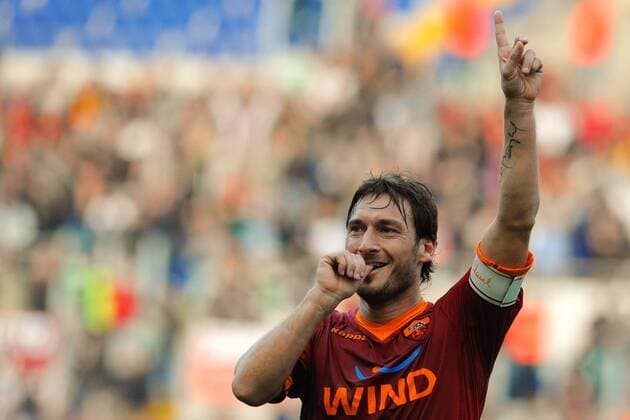 Francesco TOTTI (Roma) celebrates - AS Rom - AS Bari 3:1 - ANDREAXSTACCIOLI o0 Freude Jubel