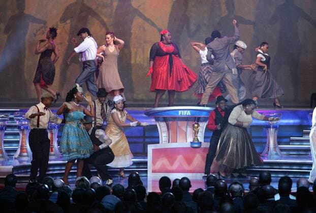 Soweto Gospel Choir during the FIFA Final Draw for the FIFA World Cup 2010 South Africa held at the Cape Town International Convention Centre (CTICC) on the 4th December 2009. xHOCHxZWEIx xClevaxMediax  o0 Show Showprogramm Rahmenprogramm o00 Musik