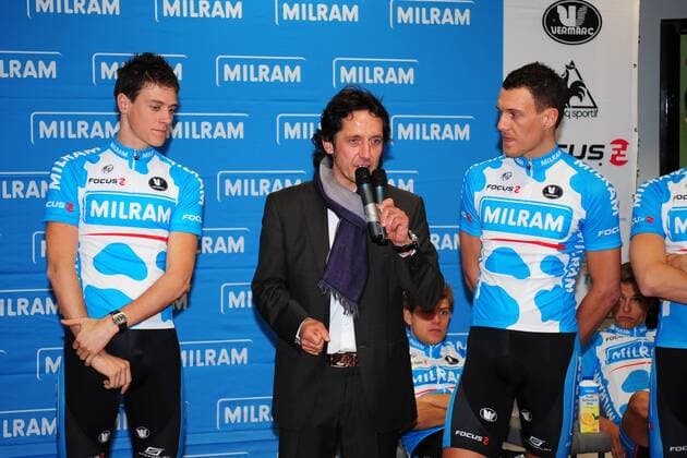 Team Milram - Sprecher Karsten Migels (GER Eurosport) mit Neuzugang Roy Sentjens (BEL rechts) und Niki Terpstra (NED links) o00 Journalist