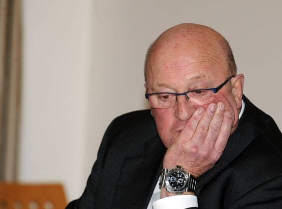 Nürnberg, 9.1.2010 Männer-Handball DHB-Pressekonferenz - Schiedsrichterwart des DHB Peter Rauchfuß (Deutschland) enttäuscht o0 Funktionär