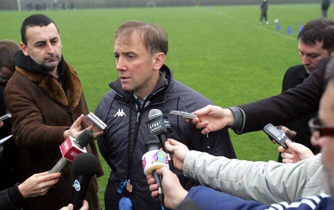 Belgrade (Serbia), FC Partizan Belgrad training, coach Goran Stevanovic :  o0 Interview