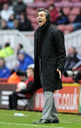 Fußball, Trainerhistorie Swansea City von 1947 bis heute Swansea s coach Paulo Sousa. Coca Cola Championship Middlesbrough v Swansea City 23rd January, 2010 EDITORIAL USE ONLY. No use with unauthorised audio, video, data, fixture lists, club league logos or live services. Online in-match use limited to 120 images, no video emulation. No use in betting, games or single club league player publications.