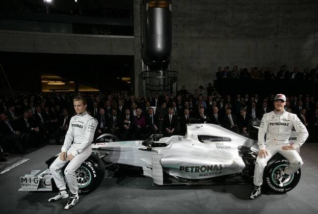 Motorsport: Formel 1, , Nico Rosberg ( GER, Mercedes GP l. ) , Michael Schumacher ( GER, Mercedes GP ) xHOCHxZWEIx xJuergenxTapx Stuttgart o0 Rennwagen Objekt o00 Objekte