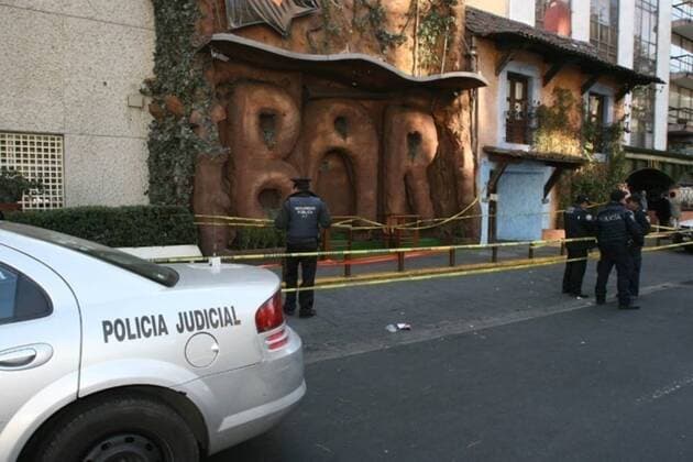 Jan 25, 2010 - Mexico City, Mexico - Club America s player SALVADOR CABANAS was shot in a bar this morning. The Paraguayan is already in a hospital where his condition reported as serious but stable.  - ZUMAu78 o0 Tatort Polizei Totale