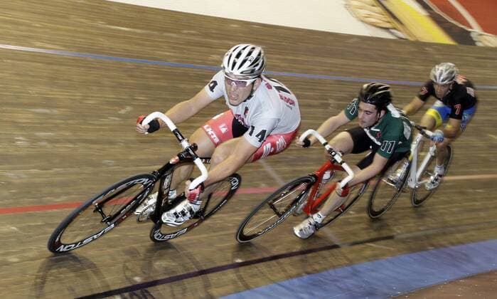 Henning Bommel, GER, vorne, Tristan Marguet, SUI, und Danny Stam, NED --- 99. Berliner Sechstagerennen Berlin, 28.01.2009 Velodrom