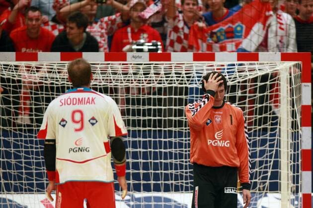 Kroatien vs. Polen - POLAND LOST SEMI FINAL WITH CROATIA - ARTUR SIODMIAK (Polen, L), SLAWOMIR SZMAL (Polen) -  20100130CSLG0081