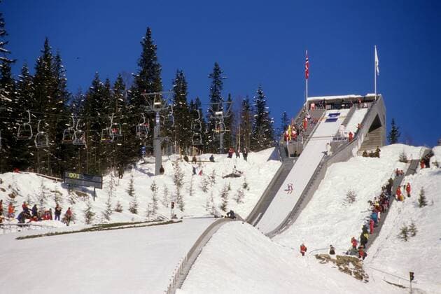 120m Schanze der Olympischen Spiele 1994 in Lillehammer Skispringen OS Winter Herren Olympische Spiele 1994, Winterspiele, Ski Nordisch, Skisport Totale Lillehammer