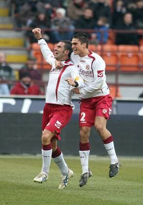 CRISTIANO LUCARELLI (li.) und ROMANO PERTICONE - AC Mailand (rot schwarz) - AS Livorno (weiß) 1:1 - o0 Jubel Freude