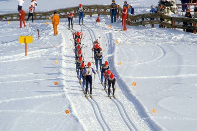 Vorläufer während der Olympischen Spiele 1984 in Sarajevo Nordische Kombination OS Winter Herren Olympische Spiele 1984, Winterspiele, Ski Nordisch, Skisport Totale Sarajevo
