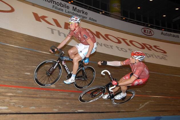 Roger Kluge r. Robert Bartko (GER) - Event: Sechstagerennen Sixdays Berlin 2010 - Date: 01.02.2010 - Location: Velodrom Berlin