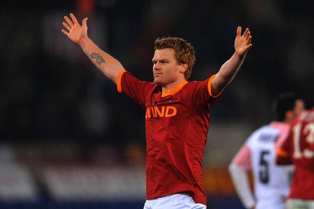 AS Roma (rot) - US Palermo (weiß) - John Arne Riise jubelt  o0 Jubel, Freude