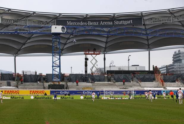 Fußball, Stadiongeschichte VfB Stuttgart Baustelle Mercedes Benz Stadion - Stuttgart, VfB Stuttgart o0 Bau bauen Baustelle Bauarbeiten Schriftzug