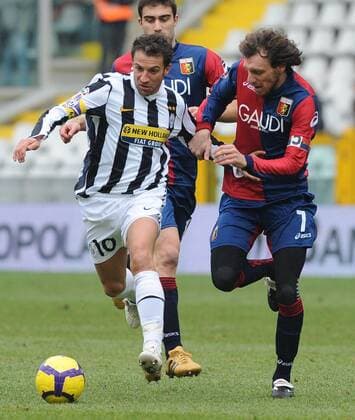 Ga Torino 14 02 2010 - Juventus Turin vs. Genoa CFC Alessandro Del Piero (Turin, li.) -Marco Rossi 