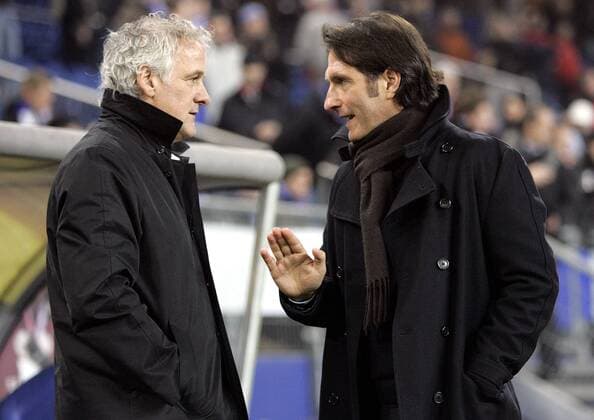 18.02.2010, Zwischenrunde Europa League, Hamburger SV - PSV Eindhoven, in der HSH-Nordbank-Arena Hamburg. v.l. Trainer Fred Rutten (PSV Eindhoven) , Trainer Bruno Labbadia (Hamburg) o0 HSV