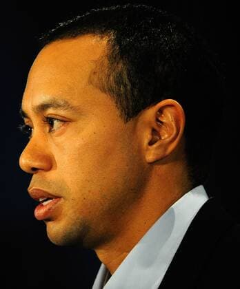 Golfer Tiger Woods (USA) apologizes for irresponsible and selfish behavior during his first public statement to a small gathering of reporters and friends at the headquarters of the U.S. PGA Tour in Ponte Vedra Beach, Florida,on February 19, 2010.  WAX20100219711 o0 Entschuldigung entschuldigen Sexskandal Skandal o0 öffentliche Erklärung o0 privat