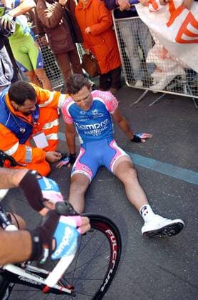 2010, Giro di Sardegna, tappa 04 Carbonia - Iglesias, Lampre 2010, Alessandro Petacchi, Iglesias  o0 Verletzung