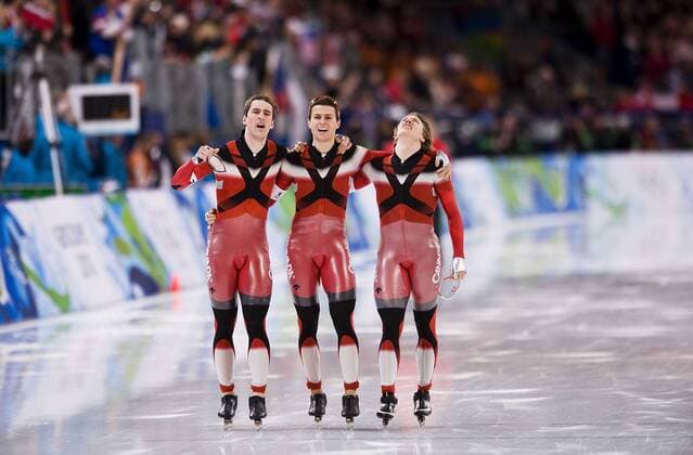 Team Kanada, mit Mathieu GIROUX, Lucas MAKOWSKY und Denny MORRISON, Winterspiele Vancouver 2010 - Mannschaftswettbewerb der Herren