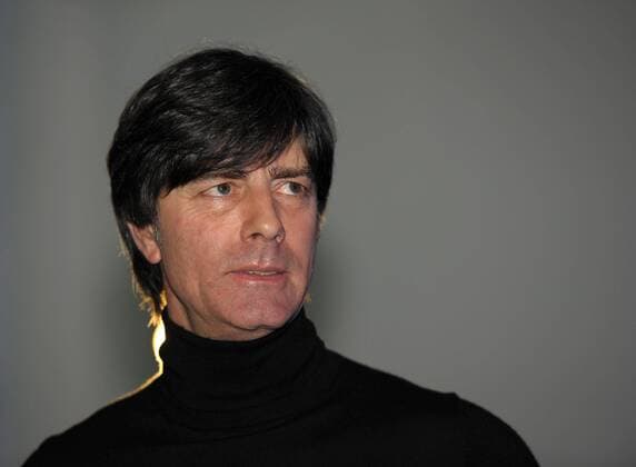 02.03.2010, Fussball : Pressekonferenz der deutschen Nationalmannschaft in München. Bundestrainer Joachim Löw (Deutschland). o0 Nationaltrainer, Trainer