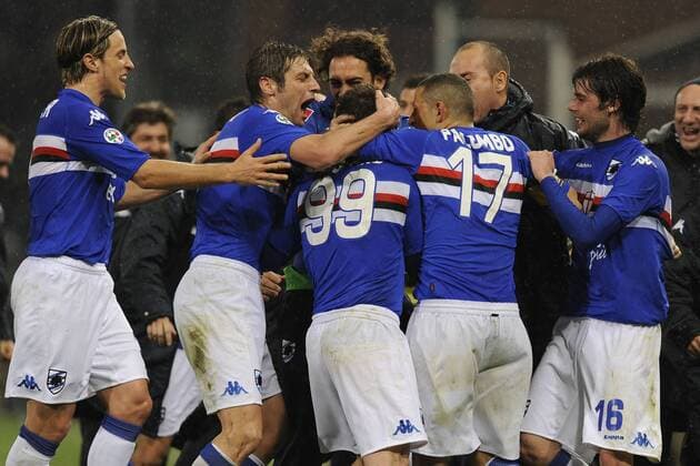 Genova 21 03 2010 - Sampdoria Genua (Blau) - Juventus Turin (Grau) - Jubel Antonio Cassano Mitte  o0 Jubel Freude