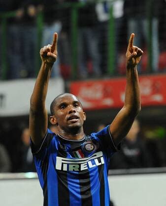 Jubel Samuel Eto o von Inter Mailand - Inter Mailand- AS Livorno (weiß) BIBI o0 Freude Etoo