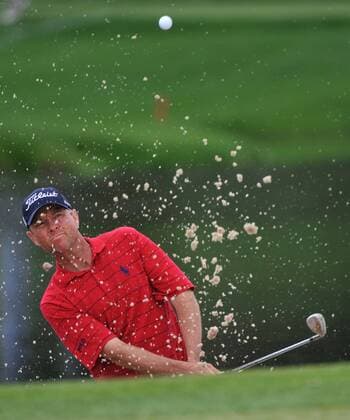 Davis Love III. (USA) hits out of a bunker on the 17th hold during the second round of the Arnold Palmer Invitational at the Bay Hill Club and Lodge in Orlando, Florida on March 26, 2010.  ORL20100326302 o0 Bunkerschlag