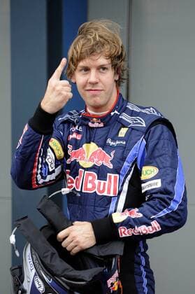 Sebastian VETTEL (GER),Red Bull Racing,halbe Figur,hebt den rechten Zeigefinger,freut sich ueber die Pole Position,Jubel - Qualifying, Formel 1, GP von Australien in Melbourne, Albert Park am 27.03.2010 o0 Freude