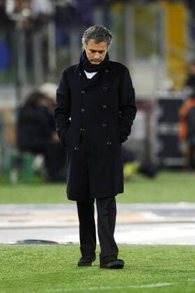 27.03.2010 - Serie A 2009 2010 - AS Rom (rot) vs Inter Mailand (schwarz blau) - Trainer Jose Mourinho (Inter Mailand) -  o0 Enttäuschung