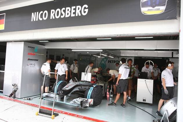 Michael Schumacher, Mercedes GP PETRONAS Formel 1-Team, F1 GP Malaysia, Sepang, 02.04.10