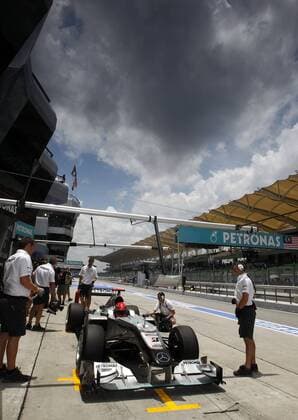 Motorsports Formula 1: World Championship 2010, GP of Malaysia, 03 Michael Schumacher (GER, Mercedes GP Petronas),