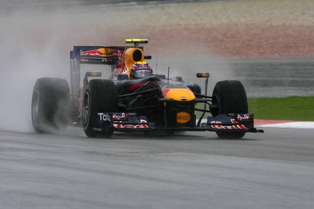 Qualifying, Mark Webber (Australien), Red Bull Racing, RB6  o0 Regen, Spray, nässe