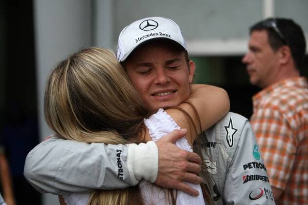 Qualifying, Nico Rosberg (GER), Mercedes GP F1 Team, MGP W01 2nd position and his girlfriend Vivian Sibold  o0 Fahrerfrauen, Fahrerfrau, Frau, Partnerin, Freundin, Lebensgefährtin,