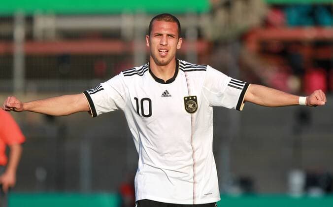 Fussball , U20 Länderspiel , Deutschland - Italien Hamburg , 070410 , Fussball , U20 Länderspiel Deutschland - Italien Torjubel Dani SCHAHIN (Deutschland) nach dem 2:0 o0 Jubel Freude