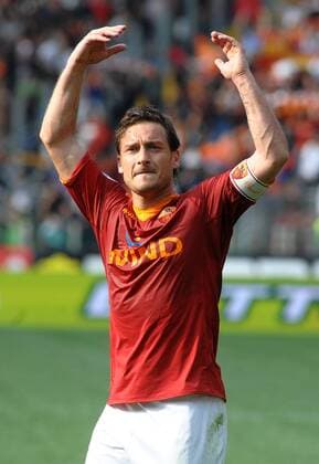 Francesco Totti (AS Rom) Jubel ROM 11-04-2010 AS Rom vs Atalanta Bergamo (blau) massimo+oliva