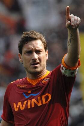 Francesco TOTTI (AS Rom) 11 4 2010 AS Rom vs Atalanta Bergamo (blau) ANDREAXSTACCIOLI