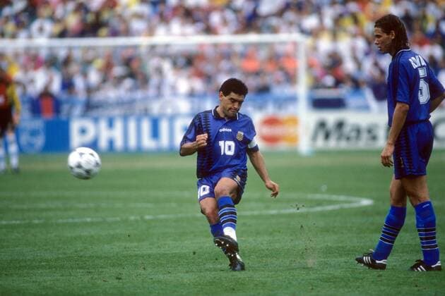Diego Armando Maradona (li.) und Fernando Redondo (beide Argentinien) Fußball WM Herren WM 1994, Länderspiel, Nationalteam, Nationaltrikot, Gruppe Boston