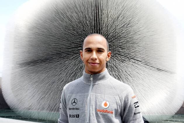 British F1 driver Lewis Hamilton of McLaren Mercedes team stands in front of the UK Pavilion in the expo site in Shanghai, China, April 15, 2010. Lewis Hamilton visits UK Pavilion  20100415_74087 o0 GBR Gebäude