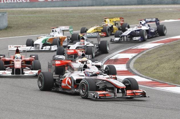 Motorsports Formula 1: World Championship 2010, GP of China, 01 Jenson Button (GBR, Vodafone McLaren Mercedes), xHOCHxZWEIx