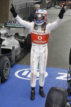 Motorsports Formula 1: World Championship 2010, GP of China, winner Jenson Button (GBR, Vodafone McLaren Mercedes), xHOCHxZWEIx o0 Freude Jubel Sieg
