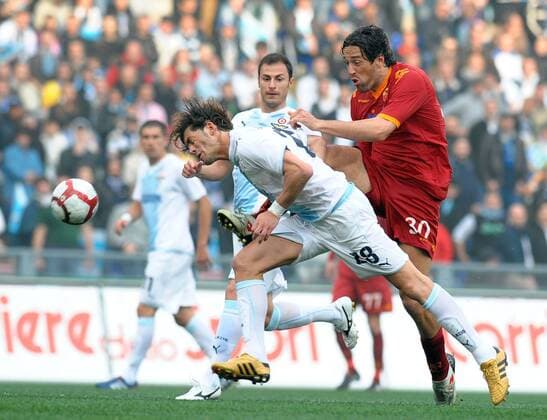 Luca Toni (AS Rom, re.) gegen Guglielmo Stendardo (Lazio) - Lazio Rom - AS Rom 1:2 - AntoniettaxBaldassarre o00 Derby