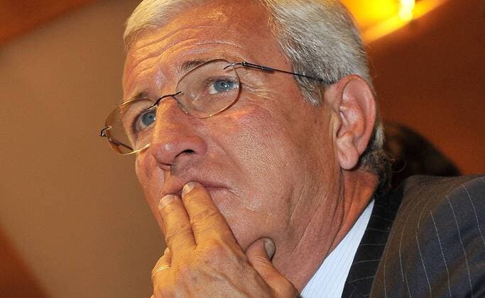 Präsentation des Buches - Attacante nato - (geboren als Stürmer) - von Stefano Borgonovo - Nationaltrainer Marcello Lippi (ITA)  o0 geborener