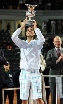 Rafael Nadal (ESP) gewinnt das Finale der Internazionali BNL d Italia ATP World Tour Masters 1000 - AntoniettaxBaldassarre o0 Jubel, Freude, Sieg, Sieger, Siegerehrung, Pokal, Trophäe, Objekte