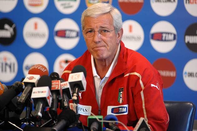 Nationaltrainer Marcello Lippi (Italien) während einer Pressekonferenz zum 3-tägigen Trainingslager der Italienischen Nationalmannschaft xmassimoxoliva