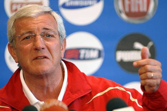 Nationaltrainer Marcello Lippi (Italien) während einer Pressekonferenz zum 3-tägigen Trainingslager der Italienischen Nationalmannschaft xmassimoxoliva