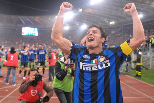 Inter Mailand ist Italienischer Pokalsieger 2009 2010 - Javier ZANETTI jubelt ANDREAXSTACCIOLI o0 Pokalfinale, Jubel, Freude