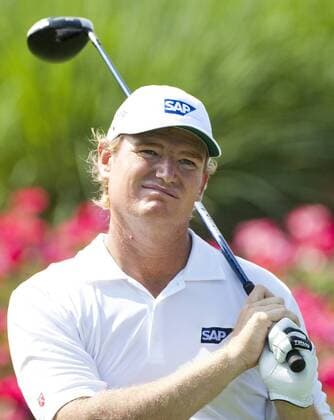 Ernie Els (RSA), reacts to his tee shot on the 18th tee during the first round of The Players Championship PGA golf tournament in Ponte Vedra Beach, Florida on May 6, 2010.  PVB2010050603